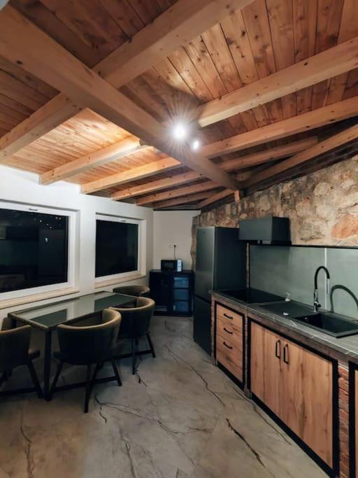 Zeus Faber Apartment-luksuzna Oaza U Centru Grada Apartmán *